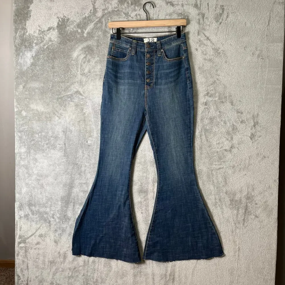 Free People High Rise Button Fly Flare Jeans‎ Boho Wide Leg Raw Hem 28 Rodeo 29”